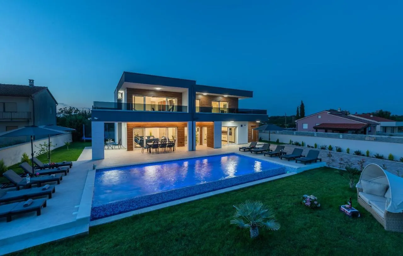 Vila Mersi Pula