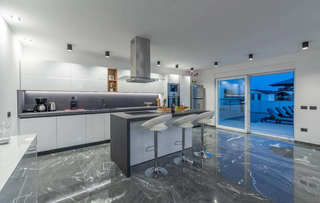 Villa Vila Mersi Pula