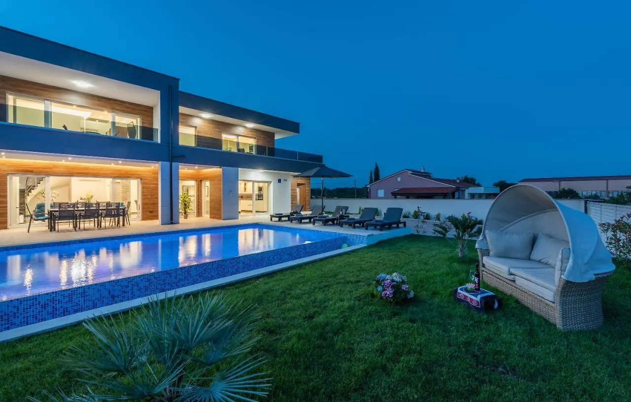 Vila Mersi Pula