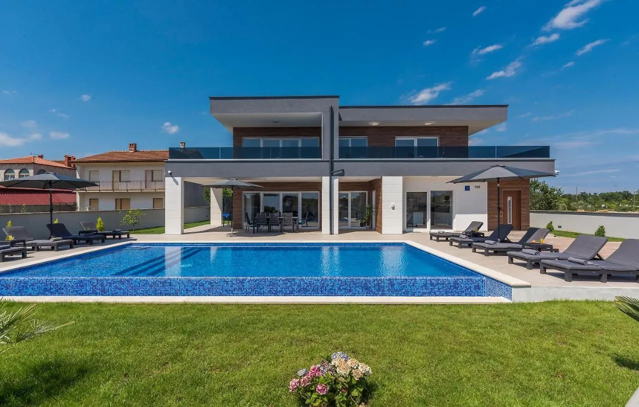 Vila Mersi Pula Villa
